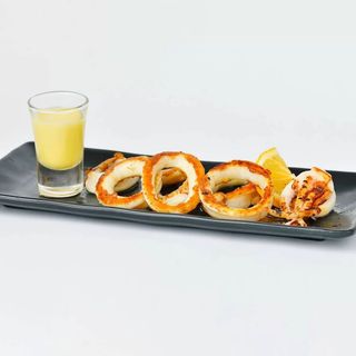 Бейби калмари на туч (200г)