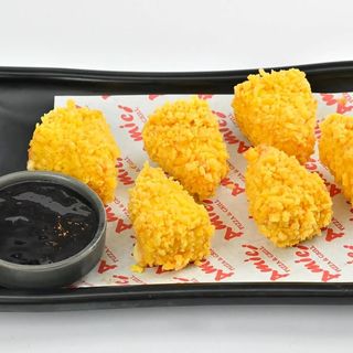 Паниран Камембер със сладко от боровинки (200г)