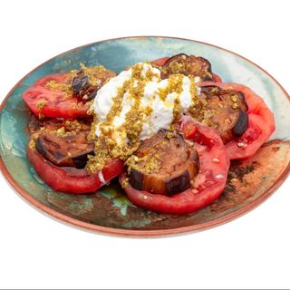 Салата с маринован патладжан и Страчатела