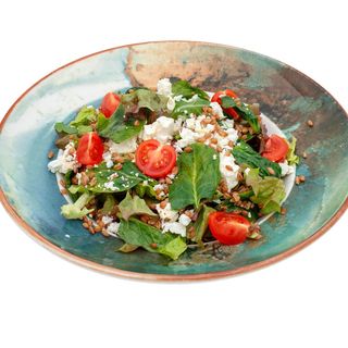 Спаначена салата с лимец