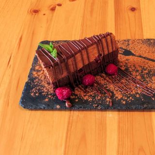 Унгарска шоколадова торта (150г)