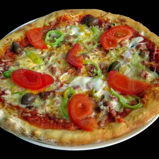 Пица Капричоза