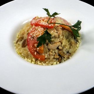 Ризото с пилешко и гъби