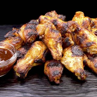 Пилешки крилца на скара