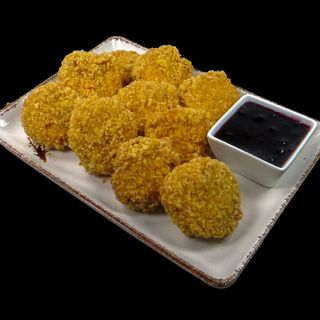 Хрупкаво топено пушено сирене