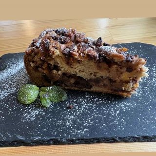 Домашен ябълков сладкиш