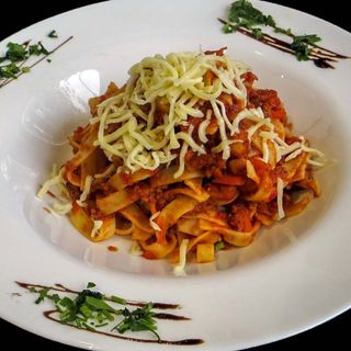 Фетучини Болонезе