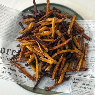 ТРИЦВЕТНИ КАРТОФИ (300г)