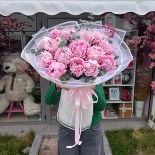 Букет с 15 бр. Розови Божури