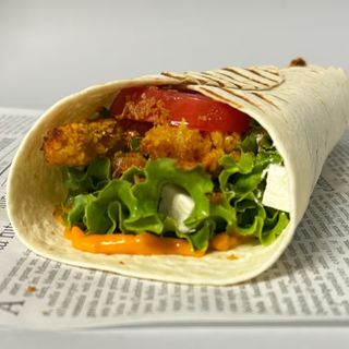 Тортила с хрупкаво пиле (330гр.)