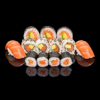 Сет сьомга микс (13 бр - 310 гр)