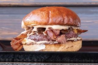 Бургер Smoky weee.. (300г)