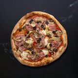 Пица Капричоза 450 гр.