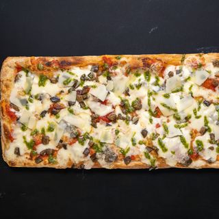 Римска пица Меландзана 1200 гр.