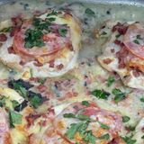 Пилешко филе с шунка и кашкавал с гарнитура - 400 гр.