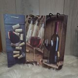 Подаръчна торбичка за бутилка.