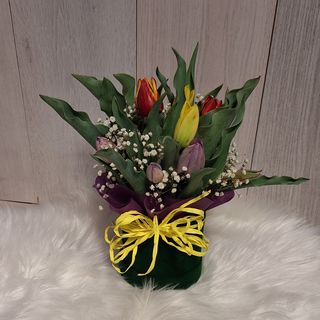 Кутия с лалета