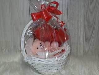 Кошница с вино