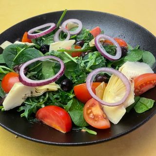 Салата с бейби спанак и артишок(300гр)