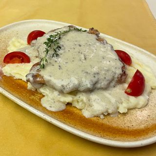 Пилешка пържола с труфел сос (400гр)