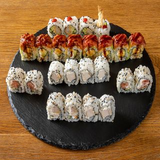 Суши Филаделфия комбо (24бр-570г)
