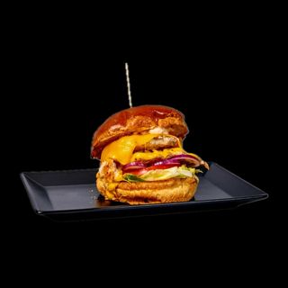 Double Chicken Burger с Кока кола и Картофки