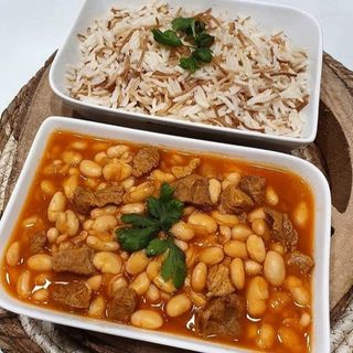 бял ориз 200гр+боб 250гр+салати +питка тандур 