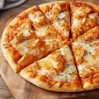 Средна пица (25см).С РИБА ТОН