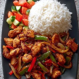 Телшка кавърма с ориз и салати 