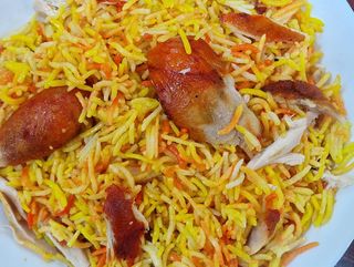 ориз менди с пилшки месо 400гр