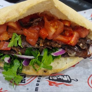 телшка шавърма  с пита