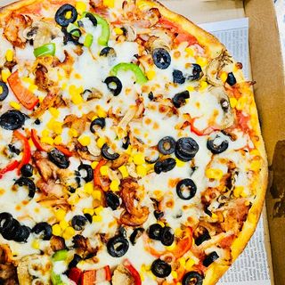 Пица с риба тон