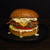 Бургер Трюфел и Синьо Сирене (300г) + Гарнитура