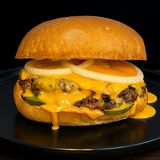 Смаш бургер Двоен + Гарнитура