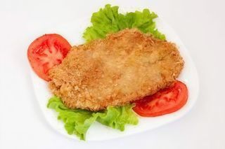 Пилешки шницел с гарнитура (300г)