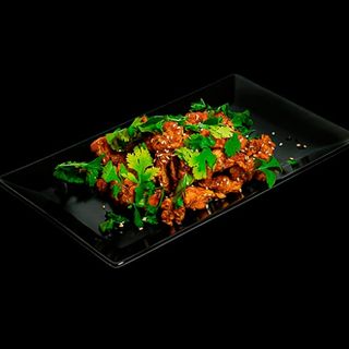 Пилешко в сладко-кисел сос (185 г)