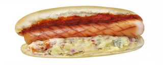 Хотдог + кашкавал + 2 салати (300г)