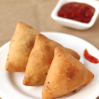 Vegetable samosa