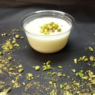 Мляко с ориз и шамфъстък