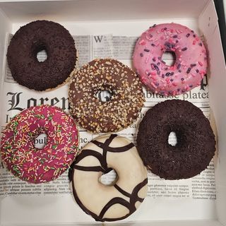 Кутия донът 6 бр.