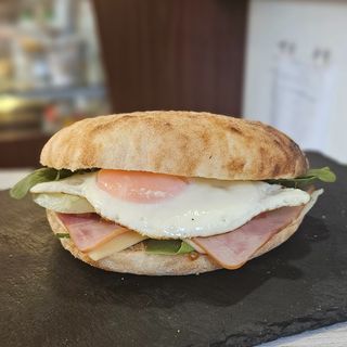 Сандвич Русо