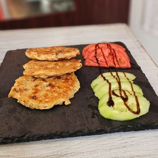 Яйчени палачинки с пилешко - 3 бр