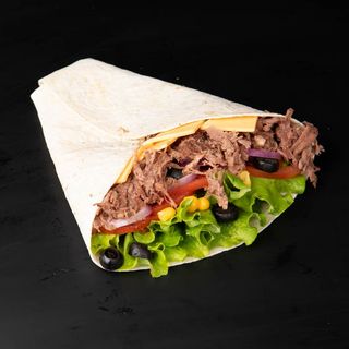 Голяма тортила дърпано телешко и чедър