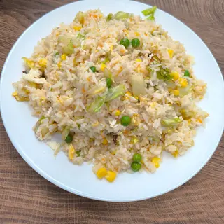 33. Ориз със зеленчуци, зеле и яйце (500 г)