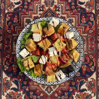 Салата с хрупкави патладжани 300 гр