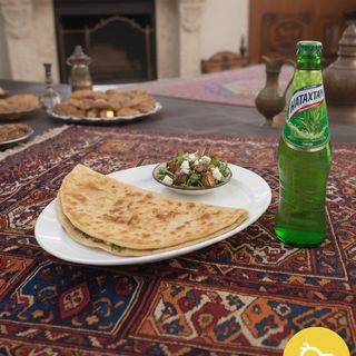 „Комбо за нея“