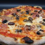 Пица Капричоза 500г.