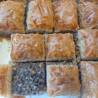 Турска Баклава с Орехи