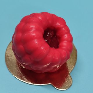 Сладкиш Мус Малини