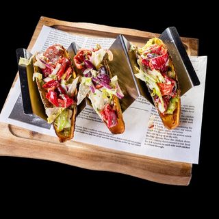 СВИНСКО ТАКО